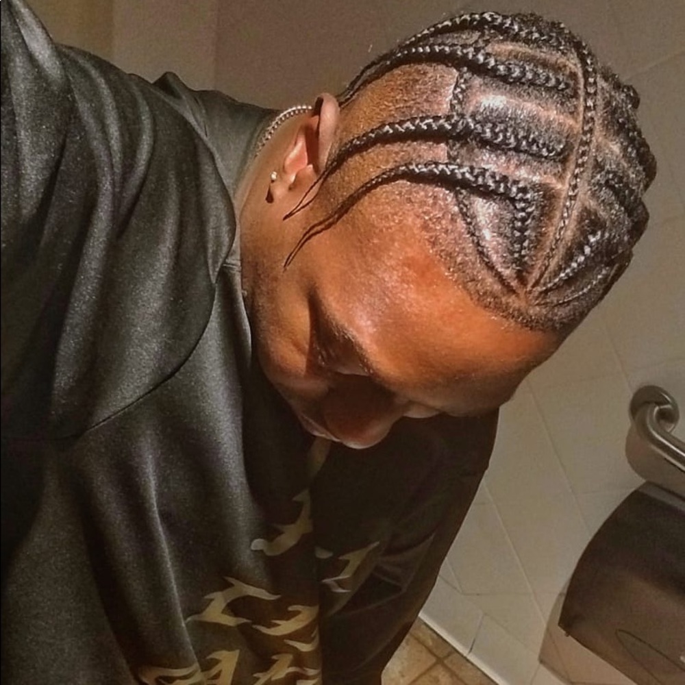 Meet your Posher, Dereck